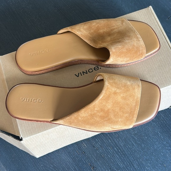 VINCE CANELLA MULE FLAT SLIDE Camel Suede - Picture 7 of 13